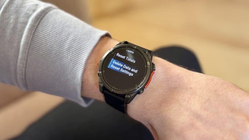 delete data setting on garmin fenix 8