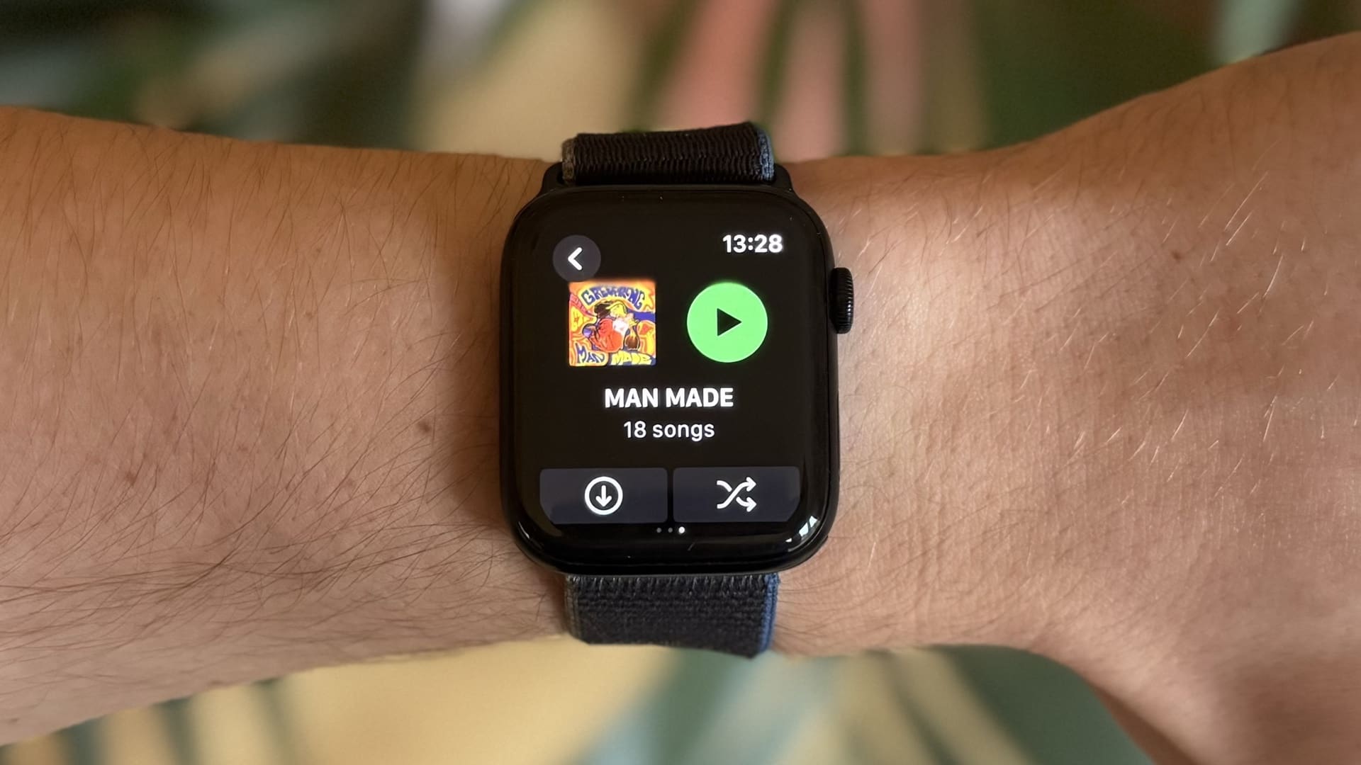 apple-watch-spotify-album-view