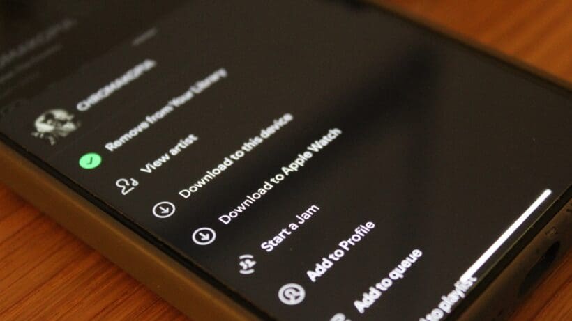 apple-watch-spotify-download-iphone