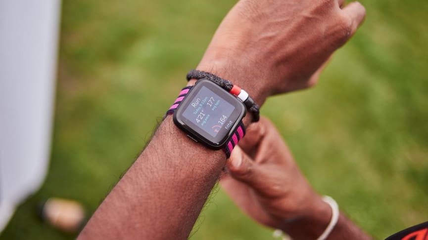 10 essential Fitbit Versa tips and tricks