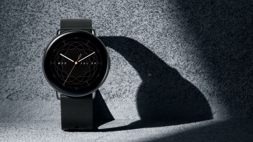 New Zepp E smartwatches are powerful, sleek and familiar