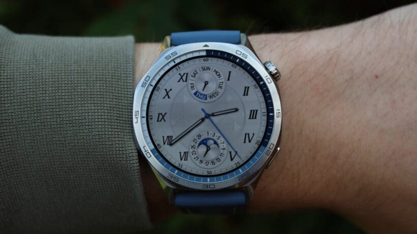 huawei-watch-gt-5-review-on-wrist