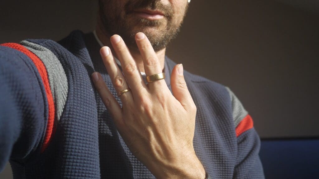 Oura Ring 4 James Stables