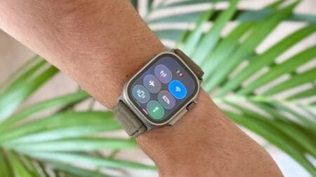 control-center-apple-watch-os-26-hero