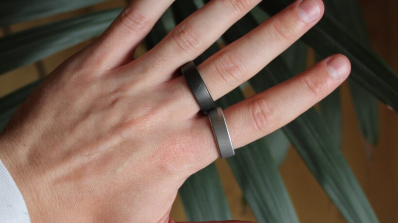 oura rings 3 and 4 on finger