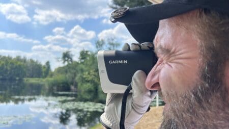 The best thing about the Garmin Approach Z30 is how it integrates with wearables Garmin Approach Z30