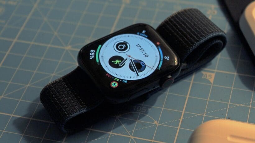 I’ve tested every Wear OS release this year – here’s why I still prefer the Apple Watch SE