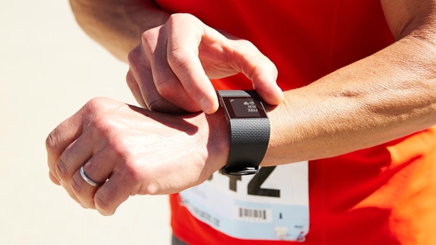 1-fitbit-run-1420115814-q8SM-full-width-inline