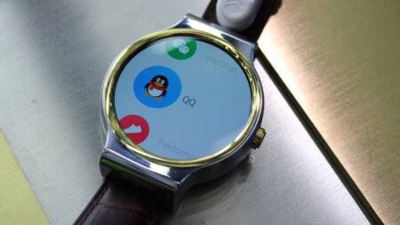 ZTE Axon Watch does a pretty good Android Wear impression ZTE Axon Watch does a pretty good Android Wear impression