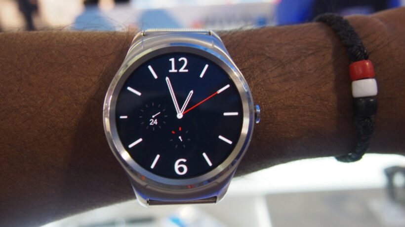 Haier Watch first look: A sleek smartwatch running full, fat Android