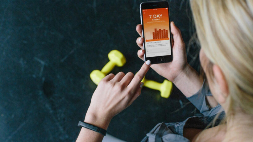 Health and fitness apps are letting wearable tech down