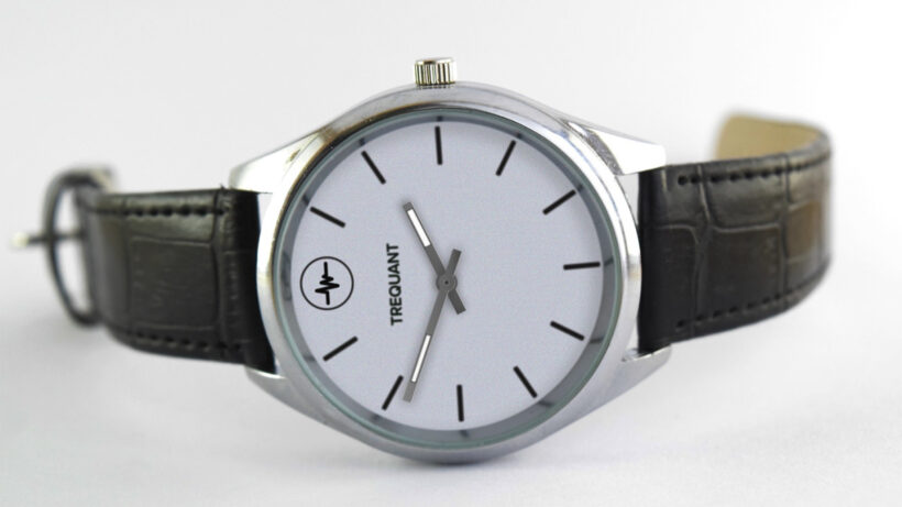 This tremor tracking wearable lets Parkinson’s and ET patients take charge