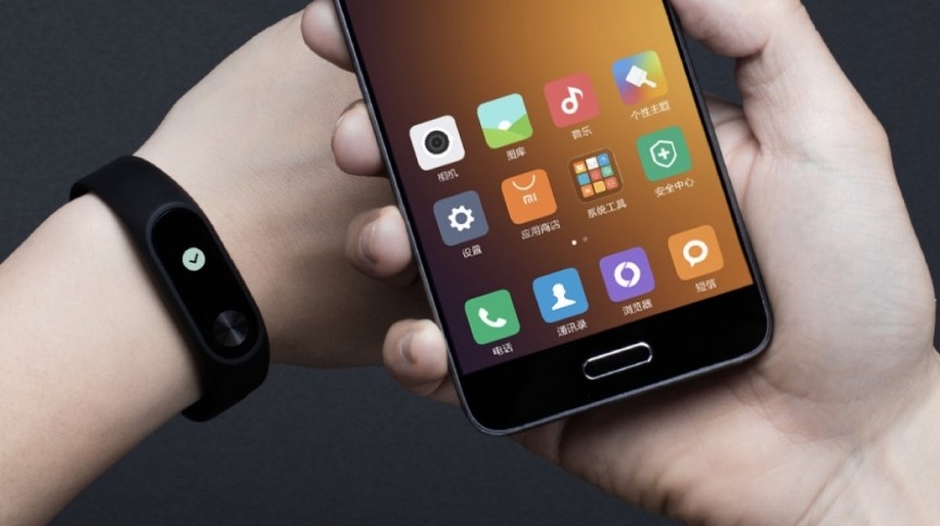 The week in wearable tech: Samsung Gear Fit2 is packed with features