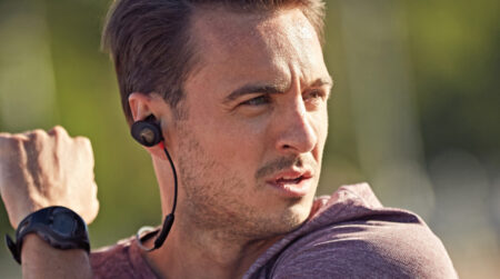 Bose SoundSport Pulse headphones help you run to the beat Bose SoundSport Pulse headphones help you run to the beat