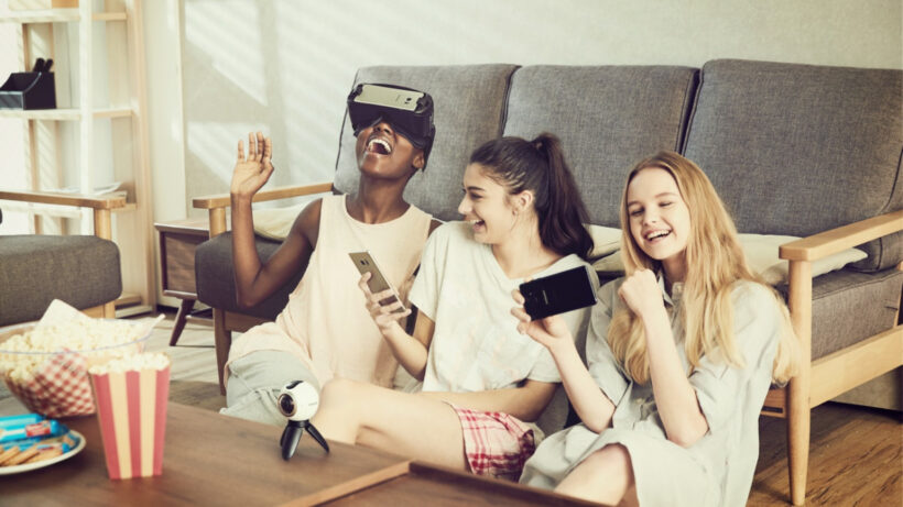 You can pre-order the new Samsung Gear VR now in the US