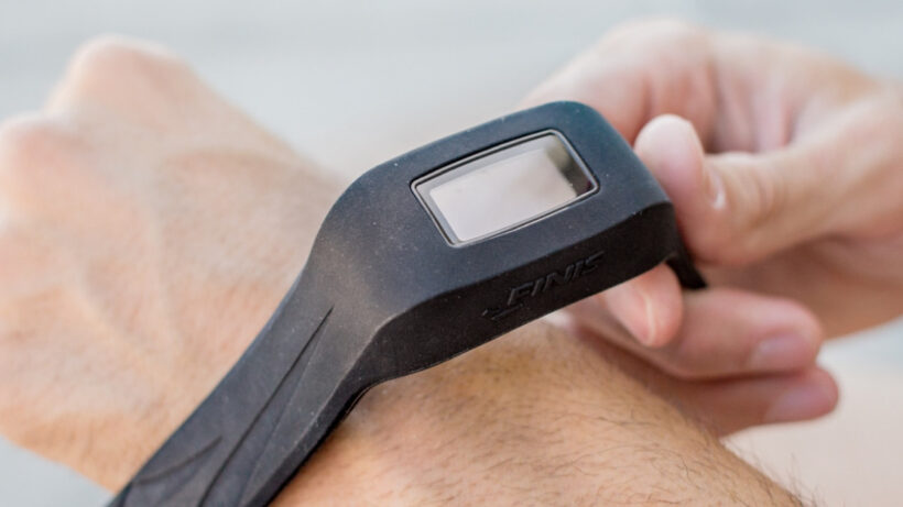 Swimsense Live wearable and new mobile app are out now for swimmers