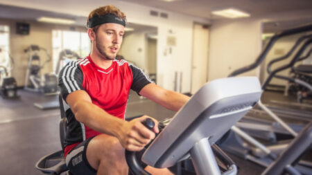 Moov HR Sweat and HR Burn heart rate monitors now available