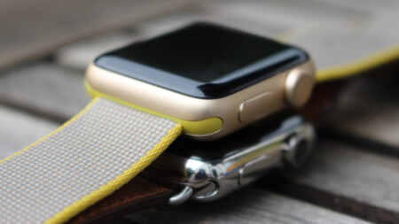 And finally: Apple Watch Series 3 could move vital feature to make it even slimmer And finally: Apple Watch Series 3 could move vital feature to make it even slimmer