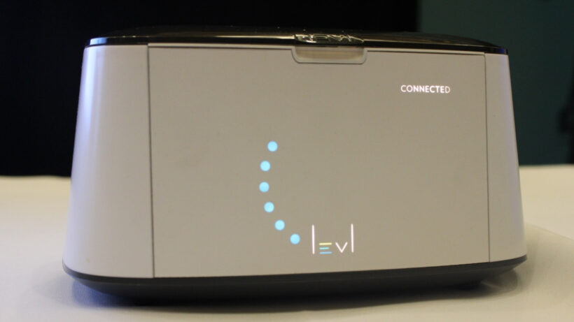 LEVL smells your breath to detect fat burn