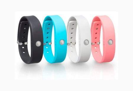 Toshiba jumps on board the wearables bandwagon