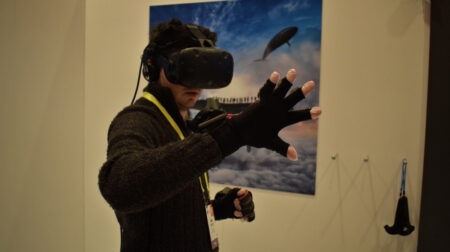 HTC confirms release date for Vive Tracker and Deluxe Audio Strap