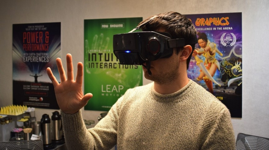 Explained: How does VR actually work?