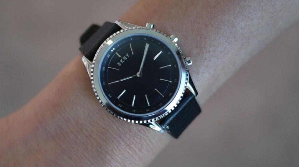 ​Desirable DKNY Minute blends form, function and price