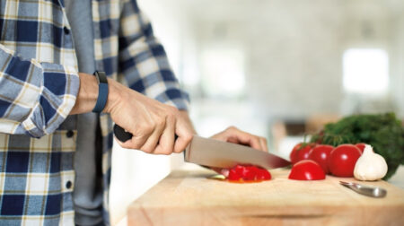 This food tracking tech knows what you're eating from your arm movements