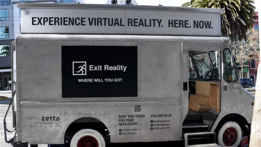 This truck will deliver virtual reality to your doorstep