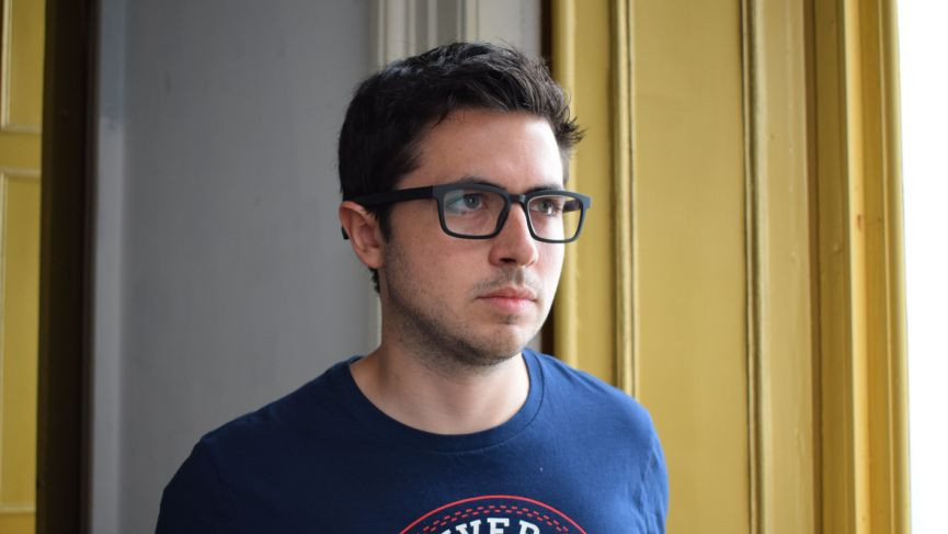 Trying on Vue's smartglasses: There's nothing to see in this stealth hearable