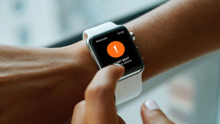 Wearsafe puts its panic button on the Apple Watch