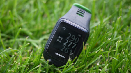 TomTom Golfer 2 SE review TomTom Golfer 2 SE review