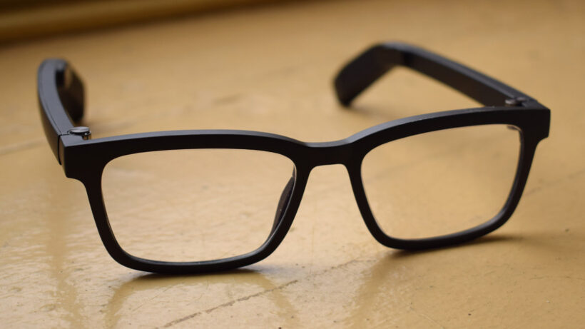 Trying on Vue’s smartglasses: There’s nothing to see in this stealth hearable