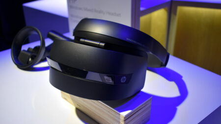 HP's headset is an affordable, unremarkable way into Mixed Reality
