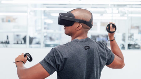 Oculus' high-end Santa Cruz headset comes with fancy new controllers