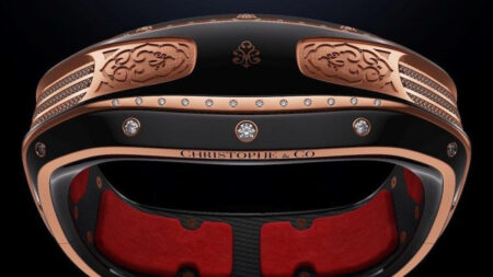 Meet the $150,000 luxury self-charging smart bracelet Armill by Christophe & Co Meet the $150,000 luxury self-charging smart bracelet Armill by Christophe & Co