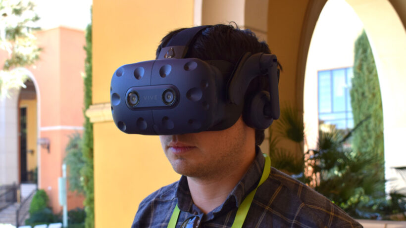 HTC is bringing VR freebies to its Viveport subscription service