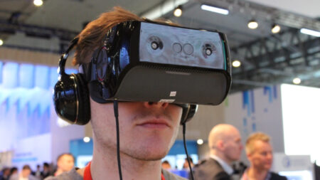 Qualcomm’s Snapdragon 845 standalone headset gives us a window into the future Qualcomm’s Snapdragon 845 standalone headset gives us a window into the future