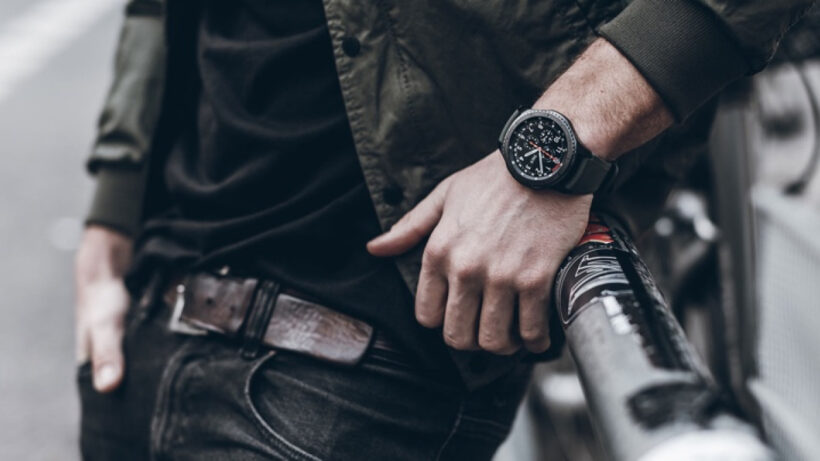 And finally: Samsung Gear S4 evidence mounts with wireless charger details