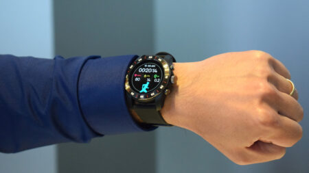 What Qualcomm's new smartwatch tech is missing – and why it might not matter