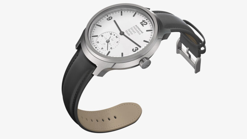 Mondaine Helvetica No 1 Smart beats Tag to the smartwatch punch
