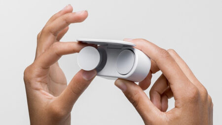 Microsoft Surface Earbuds will let you talk to Office and control Spotify Microsoft Surface Earbuds will let you talk to Office and control Spotify