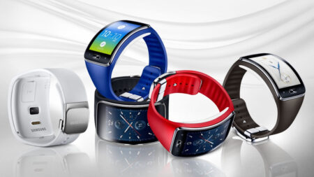 Samsung pips Pebble to top smartwatch seller title