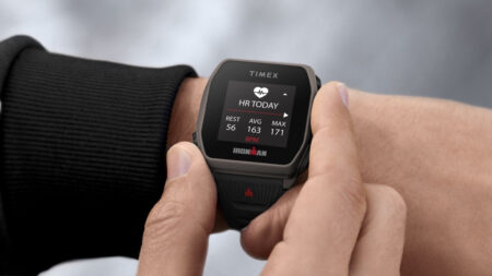 Timex Ironman R300 is a $120 GPS watch with retro chic Timex Ironman R300 is a $120 GPS watch with retro chic