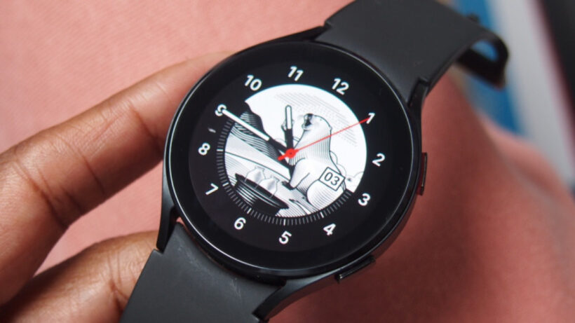 Samsung Galaxy Watch with a rollable display could be rolling out in the future