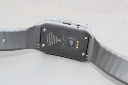 Samsung's bet on biometrics for smartwatch payments