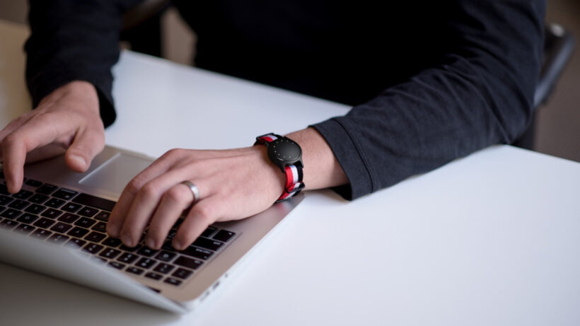 ​Misfit Shine mans up with Ekocycle partnership