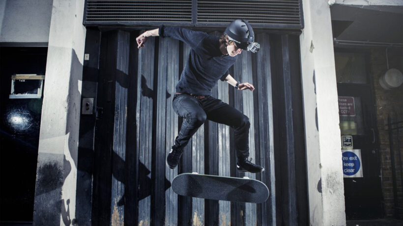 EE launches pay monthly Action Cam that livestreams over 4G