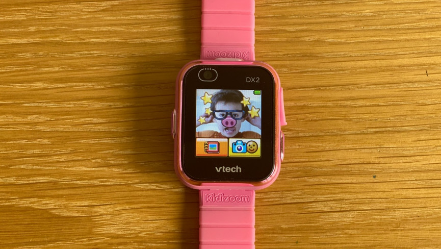 VTech Kidizoom DX2 review: fun but too bulky for kids