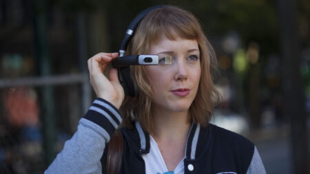 Ora-X is a pair of smart headphones and AR glasses in one Ora-X is a pair of smart headphones and AR glasses in one